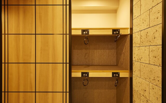 Section L Hatchobori