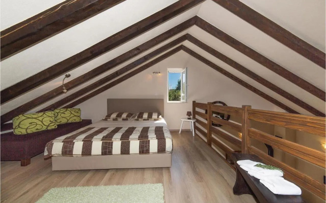 One-Bedroom Holiday Home in Drvenik Veli