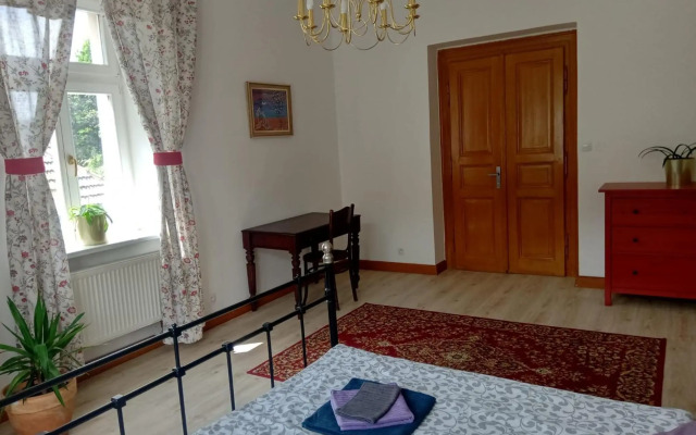 Historic Villa Apartments
