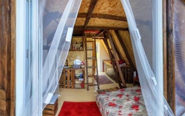 Bosnian Pyramid Glamping