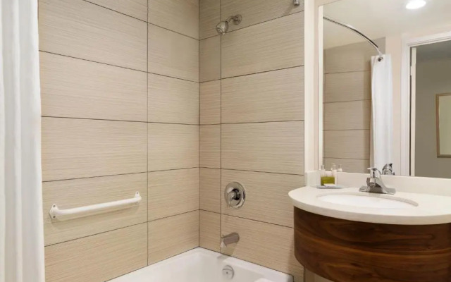 Victoria Airport/Sidney Travelodge
