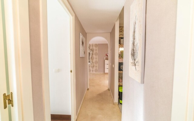 Apartment With 2 Bedrooms in Benalmádena, With Wonderful Mountain View