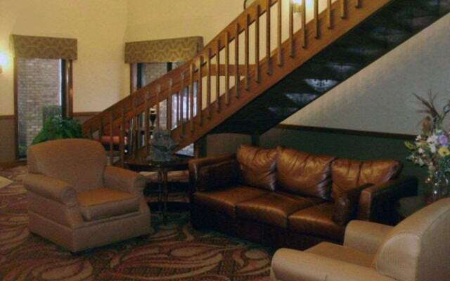 Quality Inn & Suites Searcy I-67