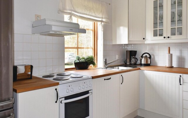 Nice Home in Borrby With 3 Bedrooms and Wifi