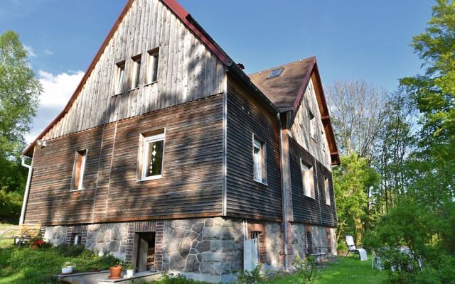 Modern Apartment with Sauna near Ski Area in Zella-Mehlis