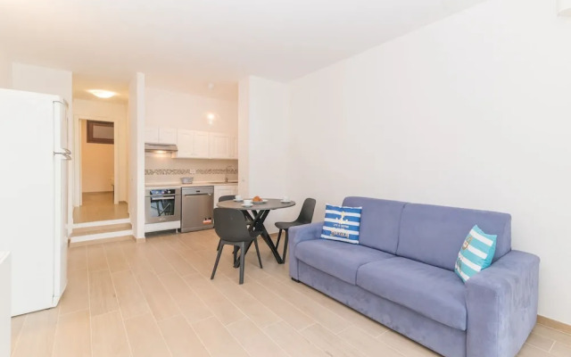 I Fari 85 600mt From The Beach