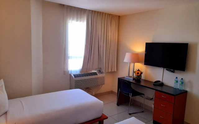 Comfort Inn Real San Miguel