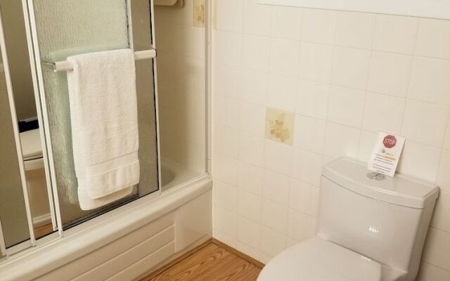 Bee 'n Bee Bed n' Breakfast