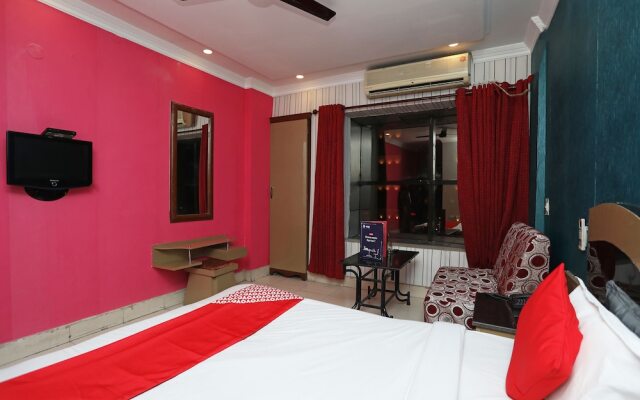 OYO 28631 Hotel Parbati International