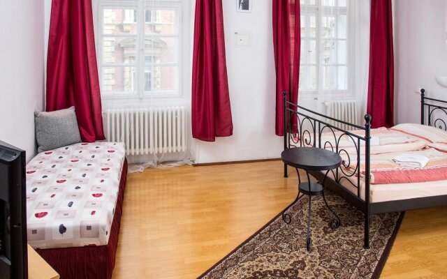 Charles Bridge Bed & Breakfast