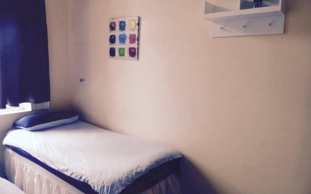 Homestay Bristol - Hostel