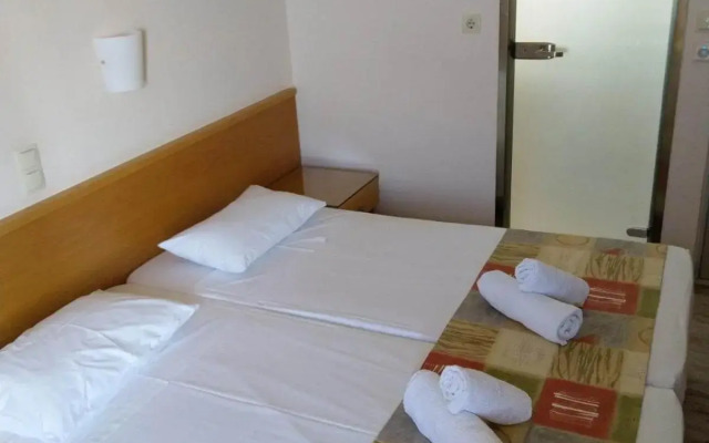 Nafsika Hotel