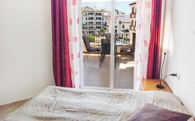 Apartment - 2 Bedrooms with Pool and WiFi - 107322