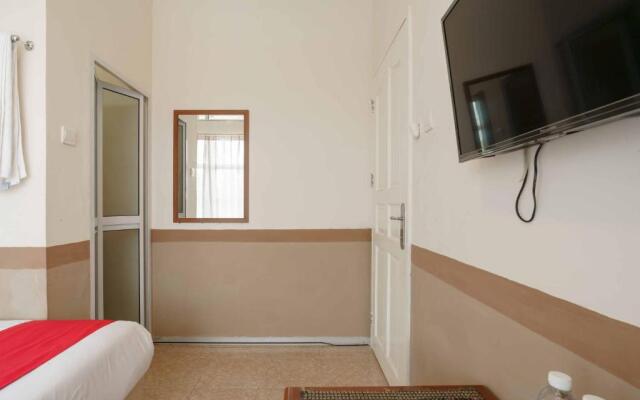 RedDoorz near Plaza Botania 1 Batam