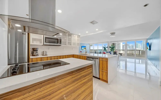 Spacious One Bedroom Centrally Located