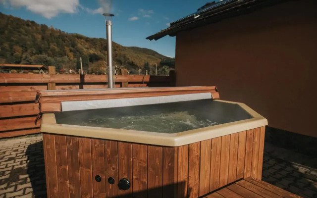 Complex turistic Han Pescaresc