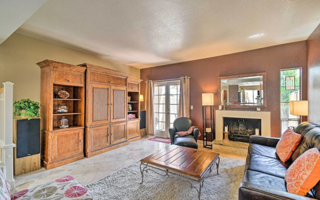 Golf Course Views, Hot Tub Access: Phoenix Home!