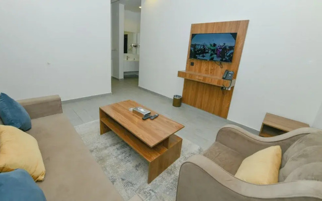 Oasis Suite Hotel Apartments