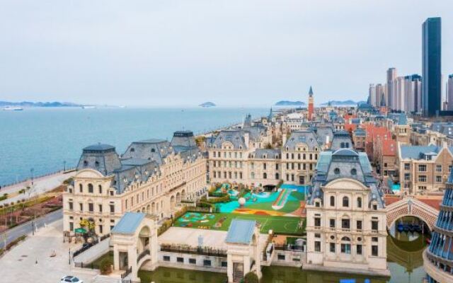 Yunqi·Haisu (Dalian Donggang Venice Water City Store)