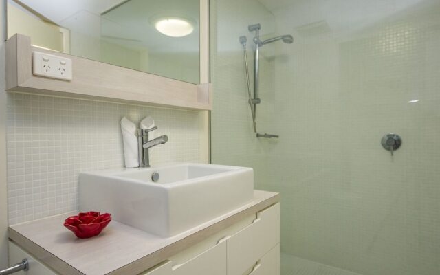 1 Bright Point Apartment 1208