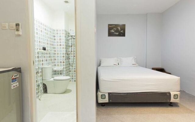 RedDoorz near Arteri Pondok Indah