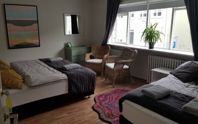 Reykjavík Rainbow Guesthouse