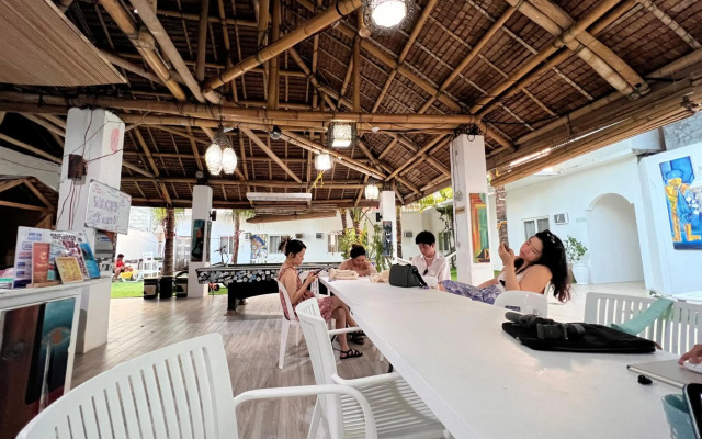 Boracay Backpackers