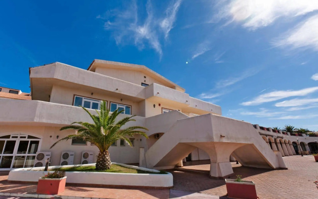 La Plage Resort