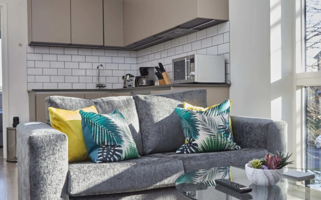 Luxury Central Stevenage Apartment