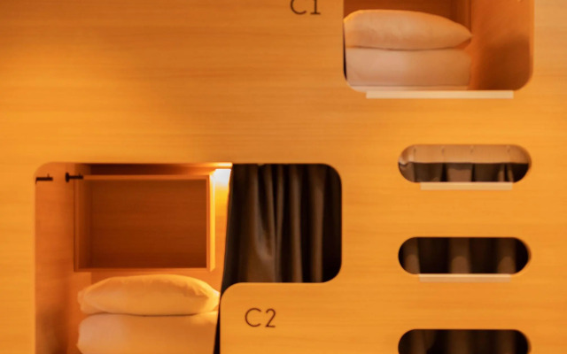 CALM Appart' & Hostel