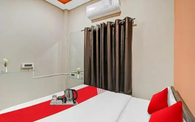 OYO Flagship J D Guest House