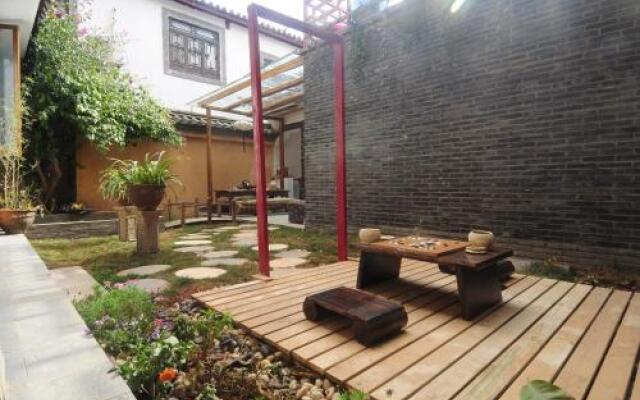 Warm Flowers Guesthouse Shiyizhong Branch