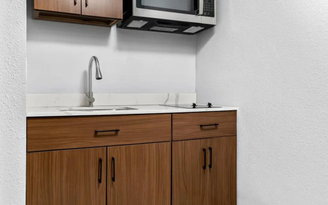 Red Roof Inn Auburn Hills