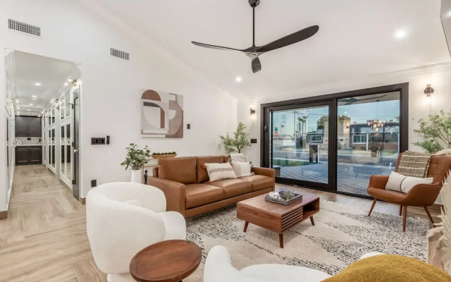 NEW The Kensington Custom Pool Al-fresco Living