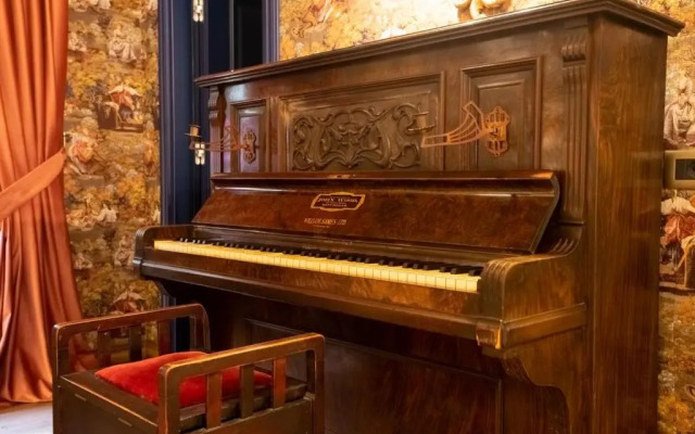 Castle Boutique Hotel