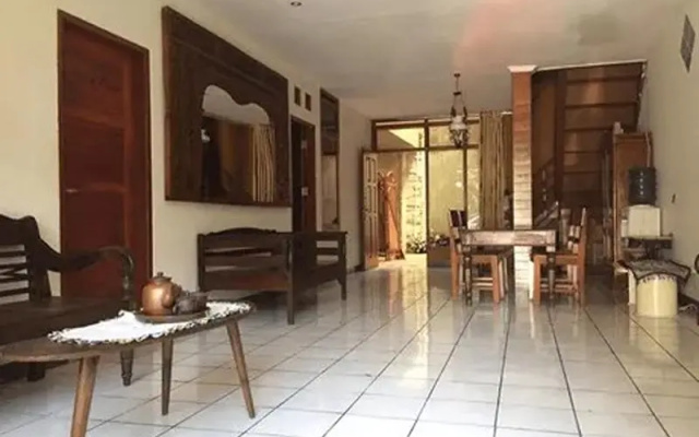 Hazel House Bandung By Zuzu – Guest Rooms – Bandung
