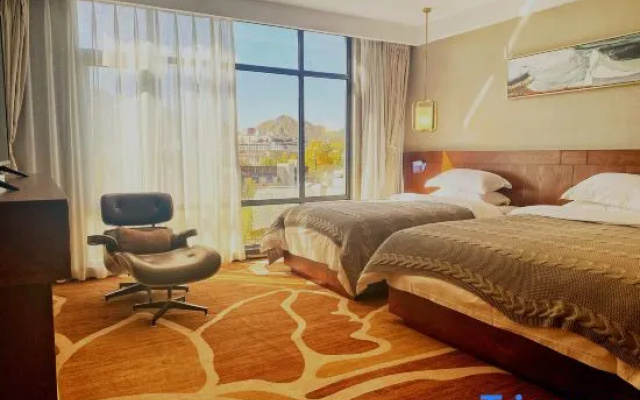 Yongze Lakeside International Hotel