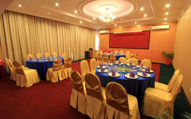 Mega Hotel Miri