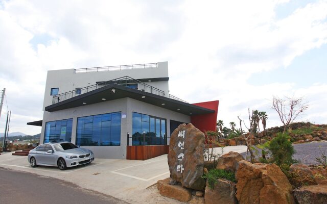 Sea and Star Pension