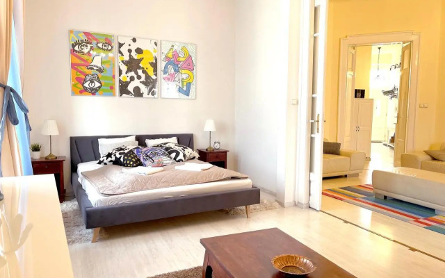Elegant 125m2 apartment in center of Budapest