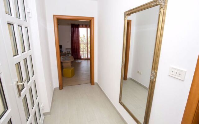 Apartment Mraović Karlobag 33537