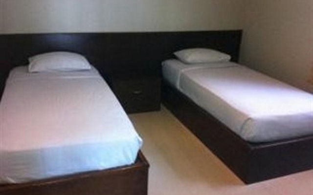 万隆坎普恩达恩勒姆班阿古恩别墅(Villa Agung at Kampung Daun Lembang Bandung) – Guest Rooms – Parompong
