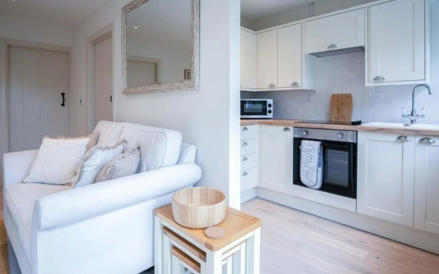 Bayview 3 - 2 Bedroom Chalet - Bayview Oxwich