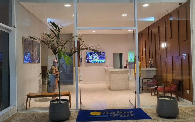 Flat no Farol da Barra 129