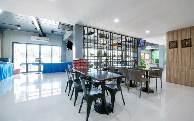 Sattahip 9 Boutique Hotel OYO Rooms
