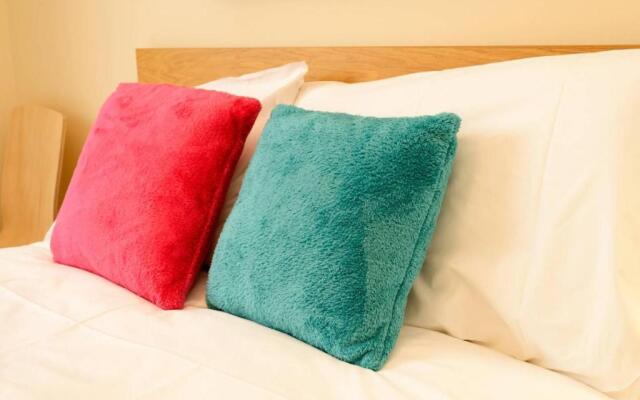 ALTIDO Lovely Apartment for 4 with Free Parking