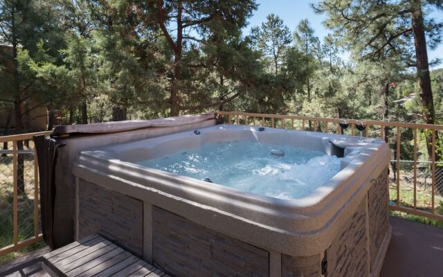 2 Sisters Mountain Home