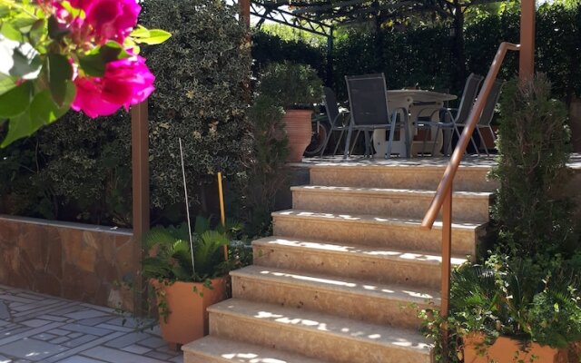 Villa near Athens Airport & Rafina