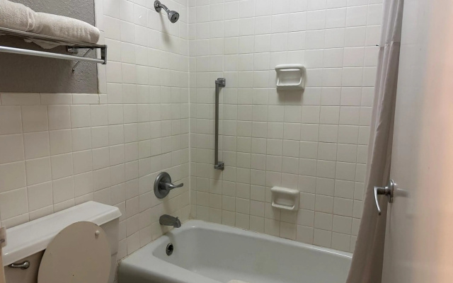 Motel 6 Forrest City, AR