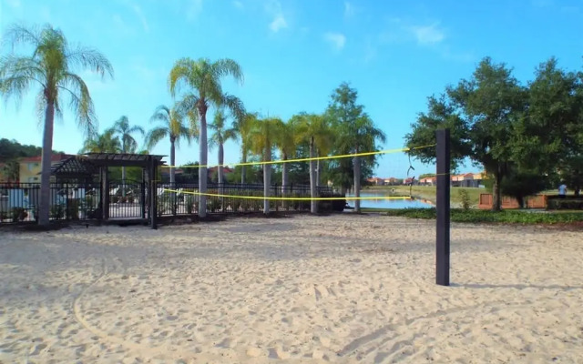 Private Pool Workspace Near All Attractions